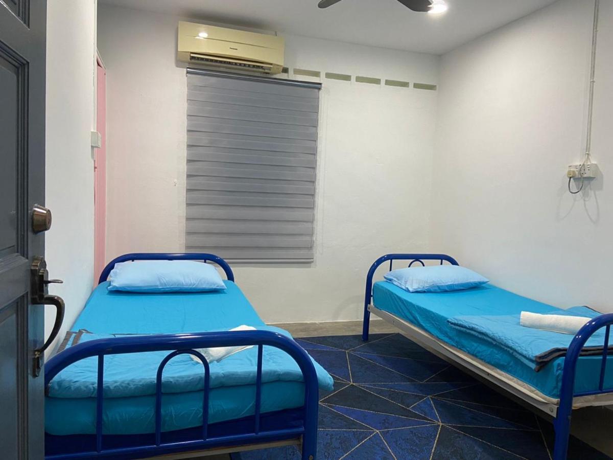 Hs Homestay Cenderawasih Kuantan Town Exterior photo